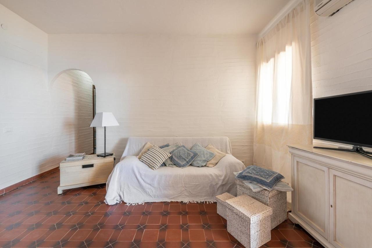 Casa Nicoleup Villa Porto Columbu - Perd'E Sali Dış mekan fotoğraf